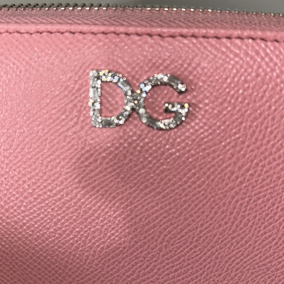 Dolce & Gabbana zip around wallet - Picture 3 of 10